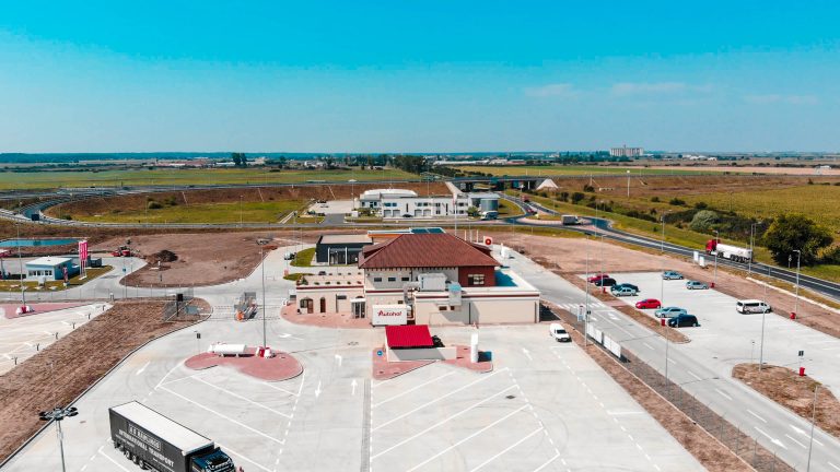 Pecica – cea mai mare stație de alimentare din România dedicată camioanelor